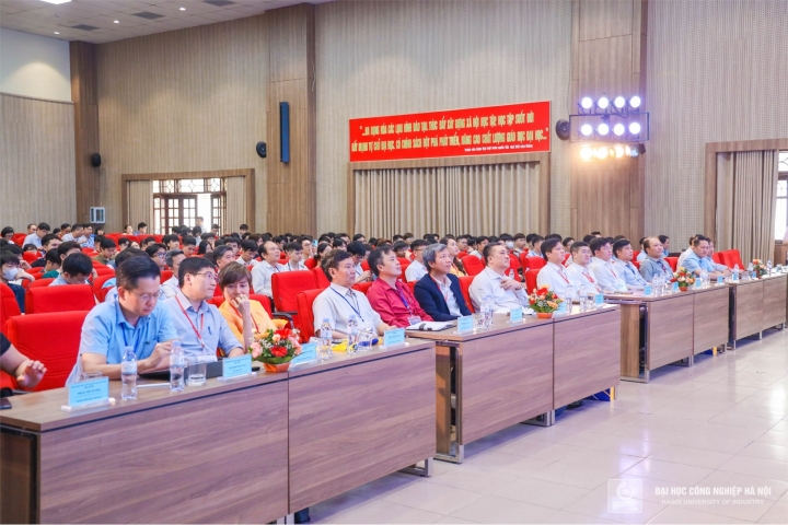 Đào tạo, hội thảo chuyên đề KH&CN